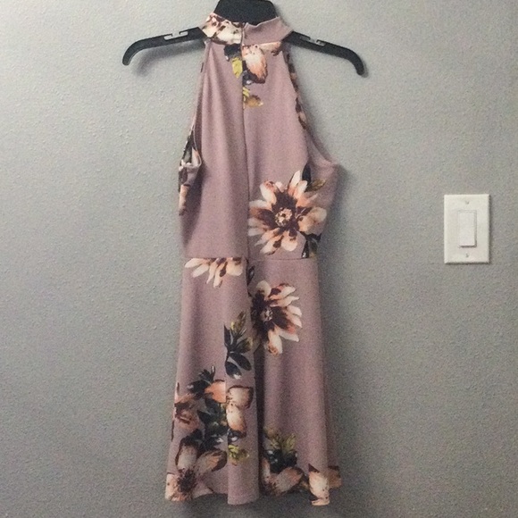 Mine size M lavender dress with print flowers - Picture 2 of 3